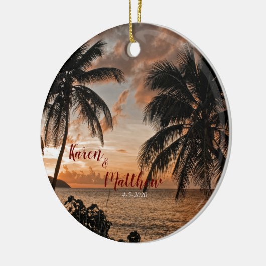 Bruiloft Jubileum Tropical Sunset Beach Custom Keramisch Ornament (Links)