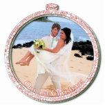 Bruiloft Kerst Ornament Onze 1e Kerstmis Fotobeeldje Ornament<br><div class="desc">Bekijk meer kerstDesign van Sandra Bekijk meer kerstDesign van Sandra</div>