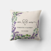 Bruiloft lavendel krans beige meneer mevrouw namen kussen (Achterkant)