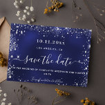 Bruiloft marineblauw zilveren glitter save the date<br><div class="desc">Een moderne en elegante Save the Date voor een bruiloft. Een marineblauwe achtergrond versierd met faux zilver sparkles. De blauwe kleur is ongelijkmatig. Een datum en namen personaliseren en toevoegen. De tekst: Save the Date is geschreven met een groot trendy handgeschreven stijlscript met swashes.</div>