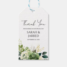 Bruiloft met bloemen en groen cadeaulabel