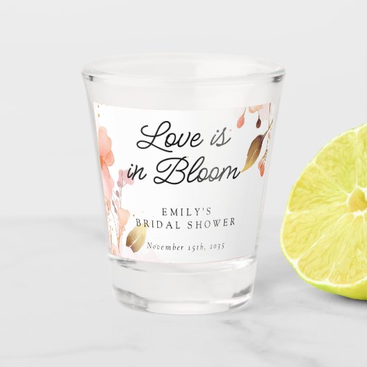 Bruiloft met Liefde in Bloei Shot Glas (Voorkant)