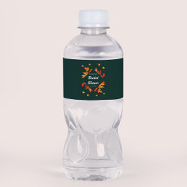 Bruiloft met moderne herfstbladeren in rustieke st waterfles etiket