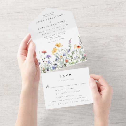 Bruiloft met wilde bloemen all in one uitnodiging (Afscheurbaar)