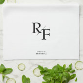 Bruiloft Monogram Eenvoudig Elegant Zwart-wit Theedoek (Gevouwen)