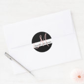 Bruiloft Monogram Initiaal Namen Roze Wit Zwart Ronde Sticker (Envelop)