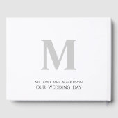 Bruiloft Monogram Minimalist Eenvoudig zwart-wit Gastenboek (Achterkant)