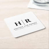 Bruiloft Monogram Moderne Custom Bruid en bruidego Kartonnen Onderzetters (Schuin)