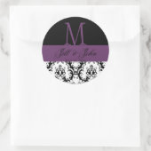 Bruiloft Monogram Namen Datum Damast Zwart Paarse Ronde Sticker (Tas)