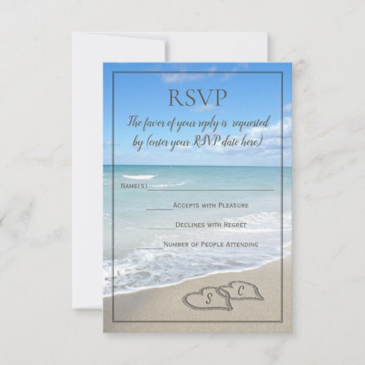 Bruiloft op het strand met monogram-Harten in het RSVP Kaartje (Voorkant)