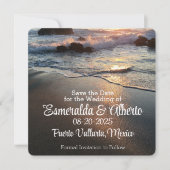 Bruiloft op strand met golven en kust save the date (Voorkant)