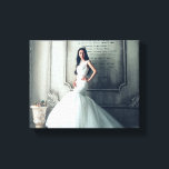 Bruiloft Receptie Bruids Portret Display Keepsake Canvas Afdruk<br><div class="desc">"Het is een zuidelijk iets!" Bruidsportretten zijn zo mooi, zo'n prachtig aandenken, en als je ze tentoonstelt bij de receptie, zijn ze een prachtig aandachtspunt! Pak je favoriete foto van je Bridal Portrait-sessie, upload deze hier en stuur deze naar print - gemakkelijk en klaar! Uw prachtige portret wordt aan uw...</div>