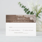Bruiloft RSVP-reactiekaart van rustiek hout met ka Kaart (Staand voorkant)