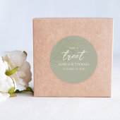 Bruiloft Trendy Sage Green Neem een traktatie Ronde Sticker