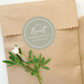Bruiloft Trendy Script Green Take a Treat Ronde Sticker
