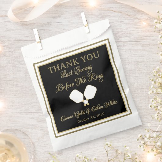 Bruiloft Weekend Activiteit Pickleball Gold & Whit Bedankzakje (Geknipt)