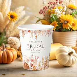 Bruiloftsborrel met herfstthema en pompoen papieren bekers