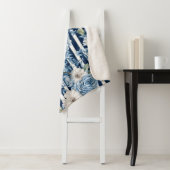 Bruiloftsborrel met marineblauwe bloemstrepen sherpa deken (In situ)