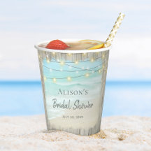 Bruiloftsborrel met strand- en rustieke houtstijl