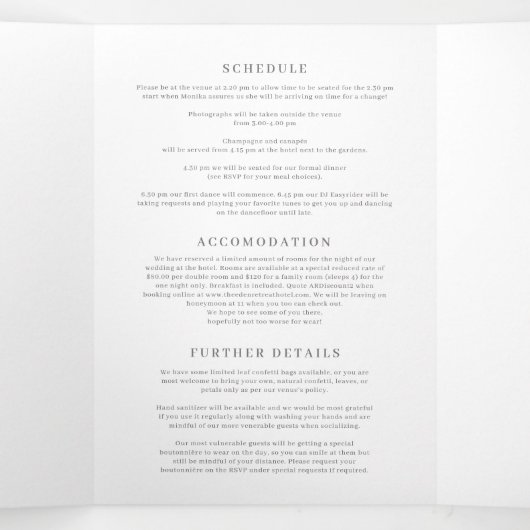 Bruiloftseucalyptus laat groen en wit in één drieluik uitnodiging (Binnenkant midden)