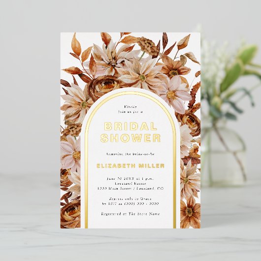 Bruiloftsfeest in de herfst folie uitnodiging (Staand Voorkant)