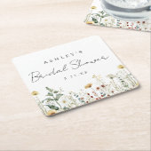 Bruiloftsfeest in een zomerse bloemenweide kartonnen onderzetters (Schuin)