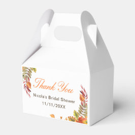 Bruiloftsfeest met herfstbladeren in rustieke stij bedankdoosjes