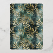 Bruiloftsfeest met tropische bladeren in bosgroen  folie uitnodiging (Achterkant)