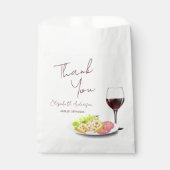 Bruiloftsfeest met wijn en charcuterie bedankzakje (Voorkant)