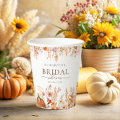 Bruiloftsfeestje met herfstige pompoenen papieren bekers