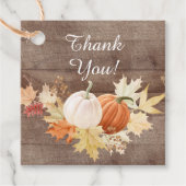 Bruiloftsgeschenk met herfstbladeren en pompoen in bedankjes labels (Voorkant)