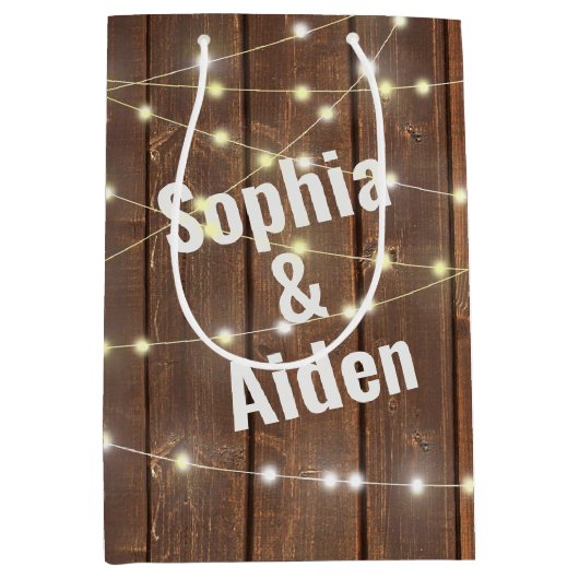 Bruiloftslichten op hout met namen medium cadeauzakje (Voorkant)