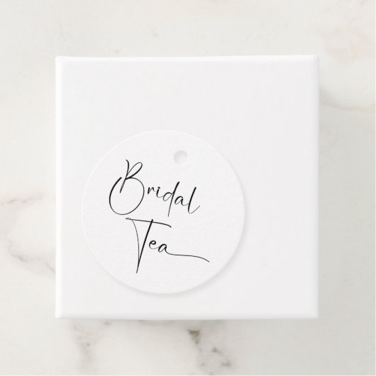 Bruiloftstheeceremonie met modern script bedankjes labels (In situ)