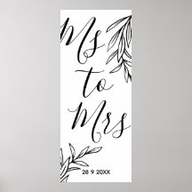 Bruiloftsviering 'Ms tot Mrs' met bloemen