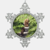 Bruin Beer familie Tin Sneeuwvlok Ornament (Voorkant)