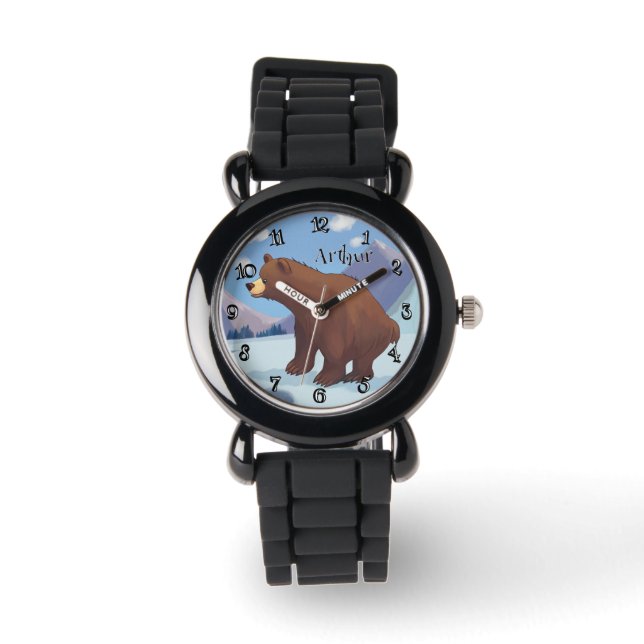 Bruin beer in de berg Funny Font Gepersonaliseerd Horloge (Voorkant)