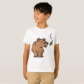 Bruin Beer met vallende herfstblad Schattigee dier T-shirt (Voorkant volledig)