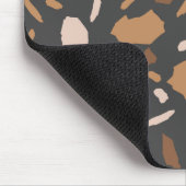 Bruin, Beige, Taupe en Grijs Terrazzo Marmer Muismat (Hoek)