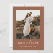 Bruin Boho minimale bruiloft Save the Date Kaart (Achterkant)
