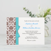 Bruin Damask Aqua Bow bruiloft uitnodiging (Staand voorkant)