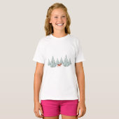 Bruin deer onder sneeuwbedekte sparren t-shirt (Voorkant volledig)