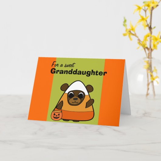 Bruin draag in het Kostuum van het Graan van het Kaart (Gele Bloem)