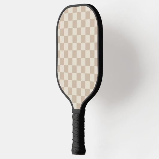 Bruin en Beige Checkerboard Pickleball Paddle (Links)