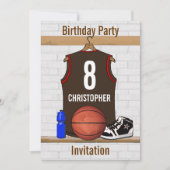 Bruin- en Rode Basketball Jersey Birthday Party Kaart (Voorkant)