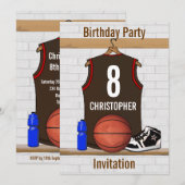 Bruin- en Rode Basketball Jersey Birthday Party Kaart (Voorkant / Achterkant)
