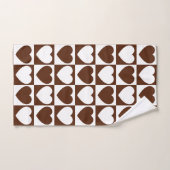 Bruin en wit geborduurd patroon met hart bad handdoek (Handdoek)