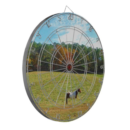 Bruin- en witpaard, herfstbomen, blauwe hemel dartbord (Voorkant Links)