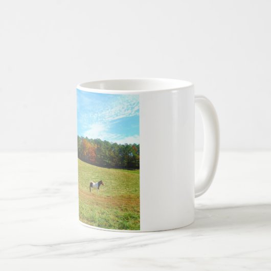 Bruin- en witpaard, herfstbomen, blauwe hemel koffiemok (Voorkant rechts)