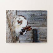 Bruin en witte bondskonijn op het Boerderij Legpuzzel (Horizontaal)