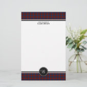 Bruin Familie Tartan Rood en Blauw Plaid Monogram Briefpapier (Staand voorkant)